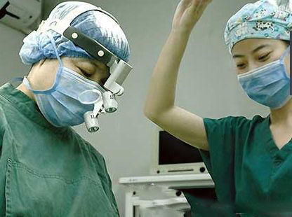 青岛博士医学美容医院术中精细化的手术图片